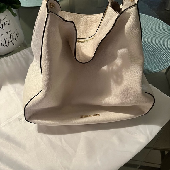Authentic Michael KORS hobo bag tote - Picture 1 of 3